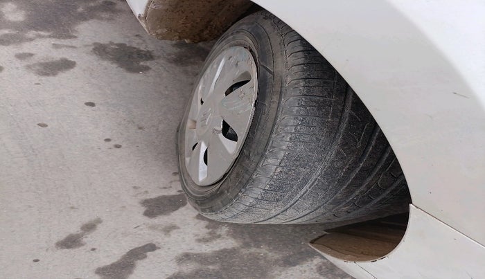 2015 Maruti Celerio VXI, Petrol, Manual, 1,12,429 km, tyre