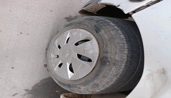 2015 Maruti Celerio VXI, Petrol, Manual, 1,12,429 km, tyre