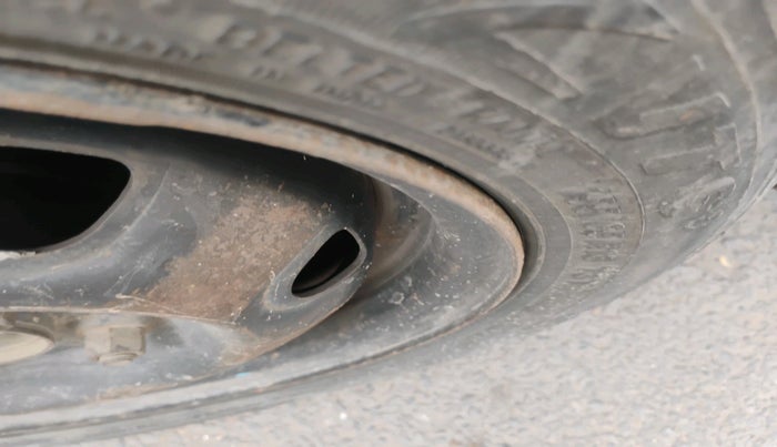 2016 Maruti Alto K10 VXI AMT, Petrol, Automatic, 81,207 km, tyre