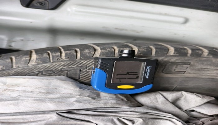 2020 KIA SELTOS HTE 1.5 DIESEL, Diesel, Manual, 1,02,956 km, tyre