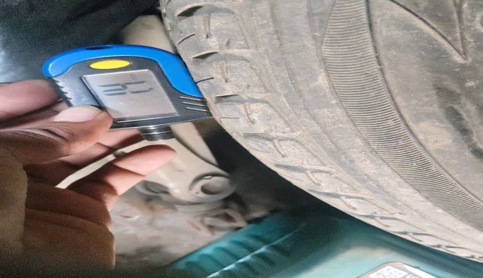 2014 Honda City 1.5L I-DTEC SV, Diesel, Manual, 1,75,647 km, tyre