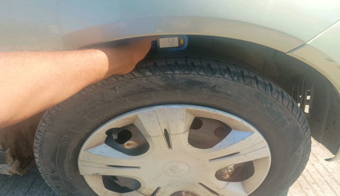 2011 Ford Figo TITANIUM 1.2 PETROL, Petrol, Manual, 56,110 km, tyre