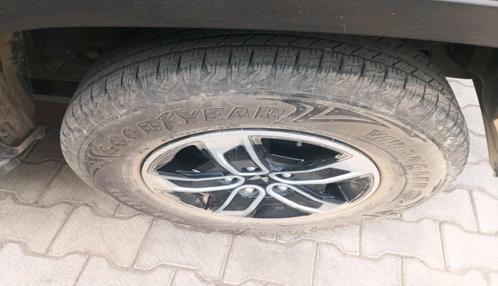 2024 Mahindra BOLERO NEO N10 R, Diesel, Manual, 34,707 km, tyre