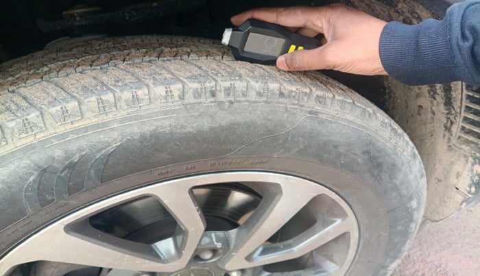 2024 Mahindra SCORPIO-N Z8 DIESEL AT 2WD 7 STR, Diesel, Automatic, 59,776 km, tyre