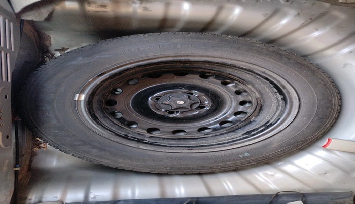 2014 Nissan Micra XV CVT, Petrol, Automatic, 82,262 km, tyre