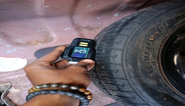 2014 Hyundai Xcent S 1.2, Petrol, Manual, 71,056 km, tyre