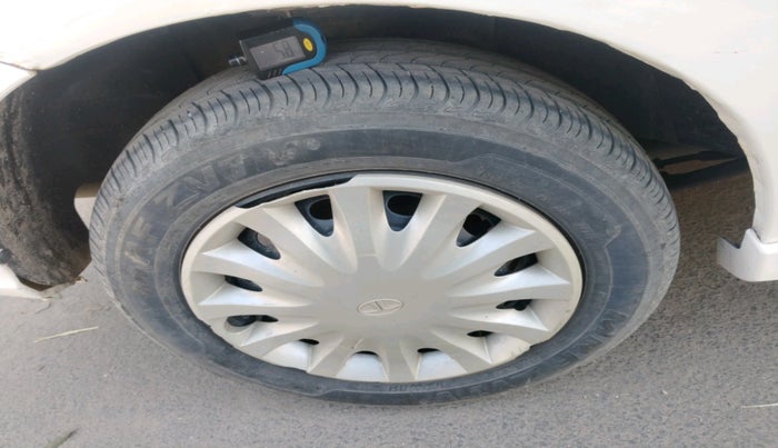 2011 Tata Indigo ECS LX CR4, Diesel, Manual, 61,213 km, tyre