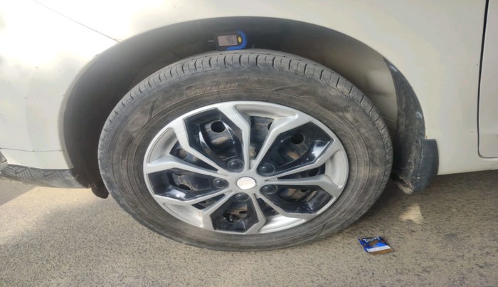 2022 Maruti Ertiga VXI SHVS, Petrol, Manual, 73,668 km, tyre