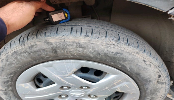 2022 Hyundai VENUE S 1.2, Petrol, Manual, 1,31,318 km, tyre