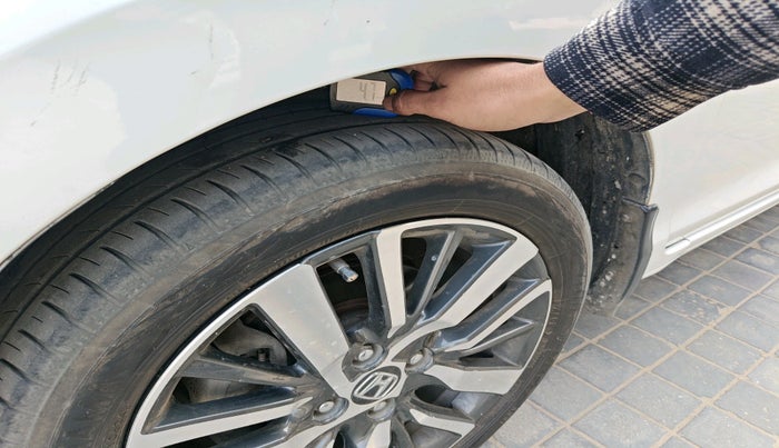 2020 Honda City 1.5L I-VTEC ZX CVT, Petrol, Automatic, 91,278 km, tyre