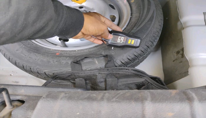 2024 Tata TIGOR XZ PLUS CNG, Petrol, Manual, 23,791 km, tyre