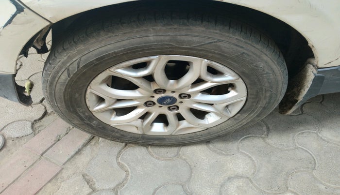 2017 Ford Ecosport TITANIUM 1.5L DIESEL, Diesel, Manual, 82,556 km, tyre