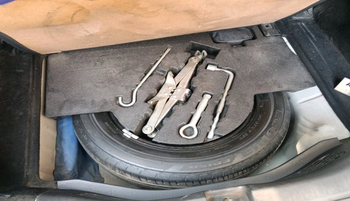 2019 Honda WR-V 1.5L I-DTEC VX MT, Diesel, Manual, 1,77,051 km, tyre