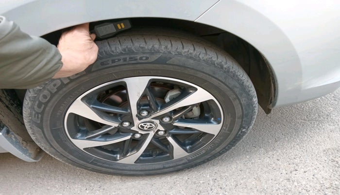 2024 Toyota RUMION V AT , Petrol, Automatic, 47,987 km, tyre