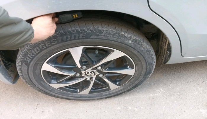 2024 Toyota RUMION V AT , Petrol, Automatic, 47,987 km, tyre