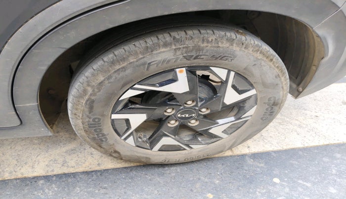 2023 KIA SONET X LINE 1.0 DCT, Petrol, Automatic, 25,651 km, tyre