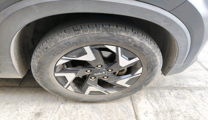 2023 KIA SONET X LINE 1.0 DCT, Petrol, Automatic, 25,651 km, tyre