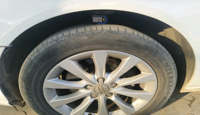 2014 Audi A6 2.0 TDI PREMIUM, Diesel, Automatic, 88,072 km, tyre