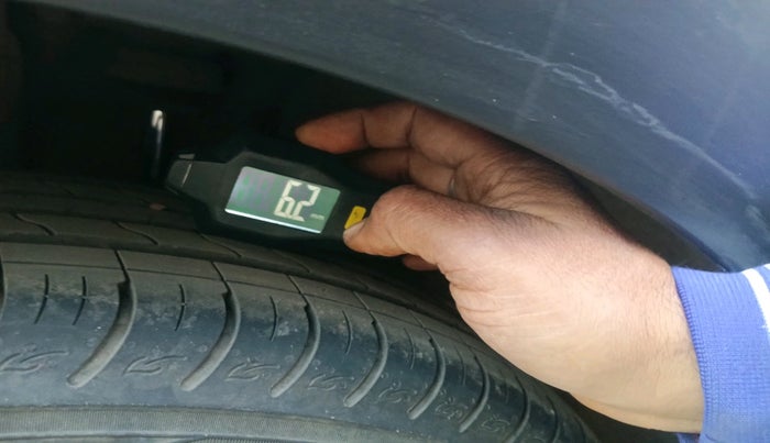 2015 Hyundai Creta SX PLUS 1.6 PETROL, Petrol, Manual, 86,732 km, tyre