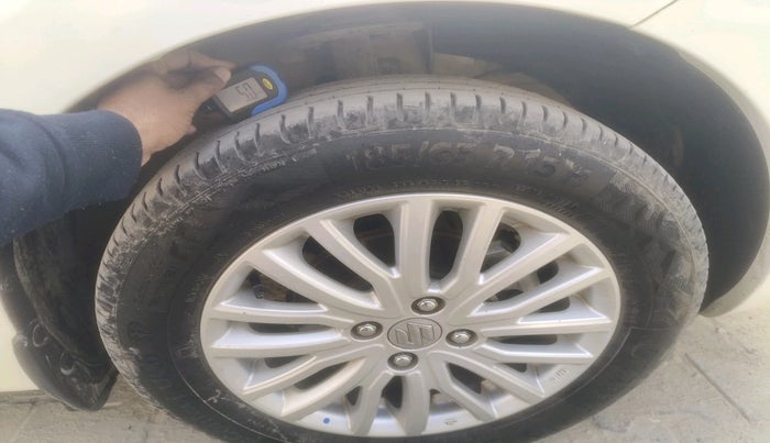 2022 Maruti Dzire ZXI CNG, Petrol, Manual, 90,376 km, tyre