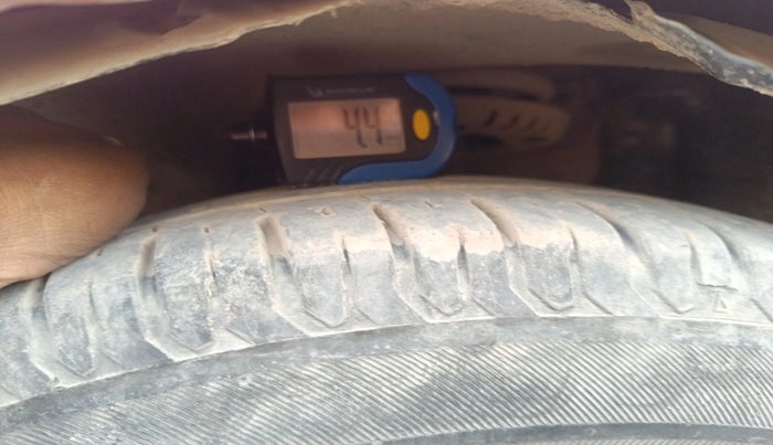 2011 Volkswagen Polo COMFORTLINE 1.2L PETROL, Petrol, Manual, 53,154 km, tyre