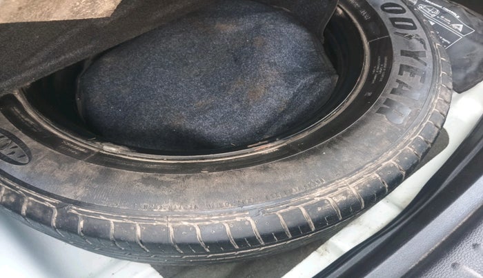 2021 KIA SELTOS HTE 1.5 DIESEL, Diesel, Manual, 60,652 km, tyre