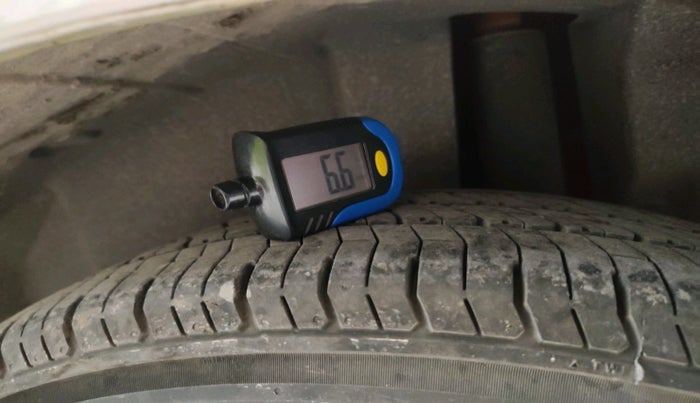 2016 Maruti Ertiga VDI SHVS, Diesel, Manual, 89,950 km, tyre