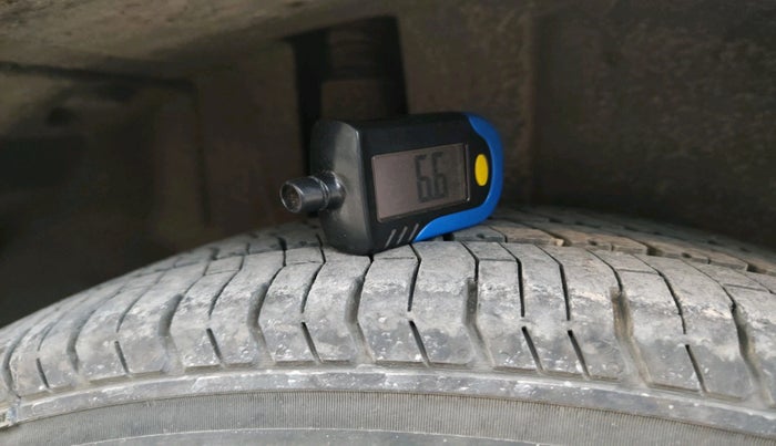 2016 Maruti Ertiga VDI SHVS, Diesel, Manual, 89,950 km, tyre