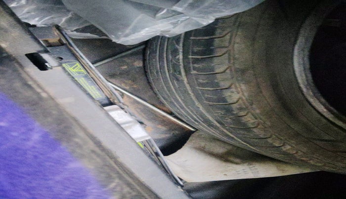 2013 Hyundai Verna FLUIDIC 1.6 CRDI SX, Diesel, Manual, 96,675 km, tyre