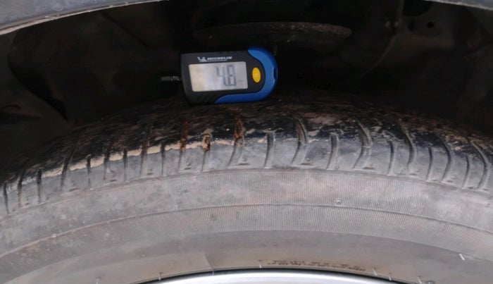 2015 Hyundai Creta SX PLUS AT 1.6 DIESEL, Diesel, Automatic, 1,97,610 km, tyre