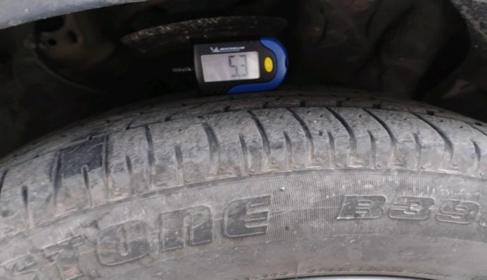 2015 Hyundai Creta SX PLUS AT 1.6 DIESEL, Diesel, Automatic, 1,97,610 km, tyre