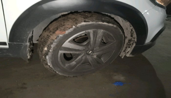 2021 Tata TIAGO NRG PETROL, Petrol, Manual, 95,000 km, tyre