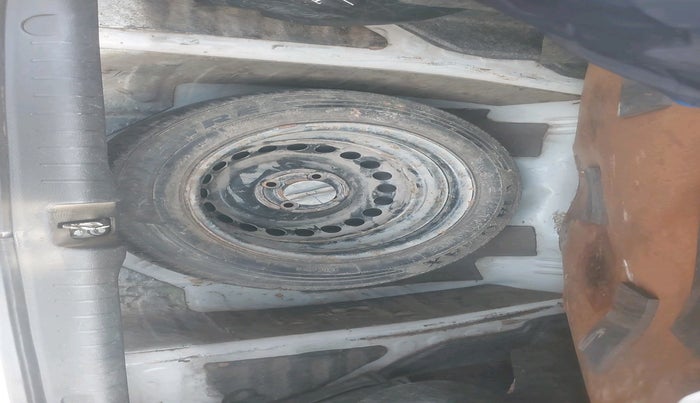 2020 Honda Amaze 1.5L I-DTEC S, Diesel, Manual, 2,67,879 km, tyre