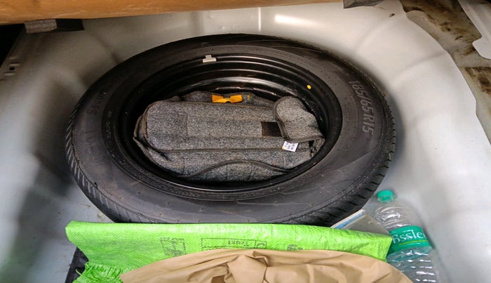 2023 Hyundai Verna SX 1.5 l MPI, Petrol, Manual, 26,484 km, tyre