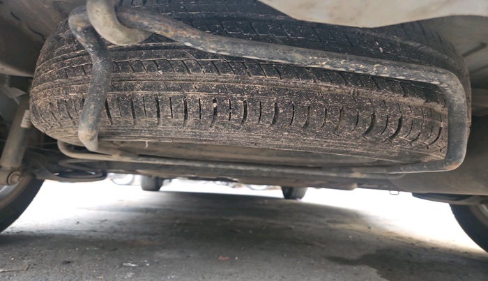 2016 Maruti Ertiga ZDI SHVS, Diesel, Manual, 62,289 km, tyre