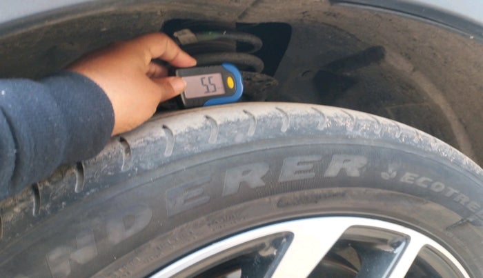 2023 Mahindra XUV400 EL 7.2 KW, Electric, Automatic, 67,603 km, tyre