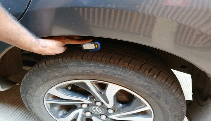 2021 Toyota Innova Crysta 2.4 G 7 STR, Diesel, Manual, 99,559 km, tyre