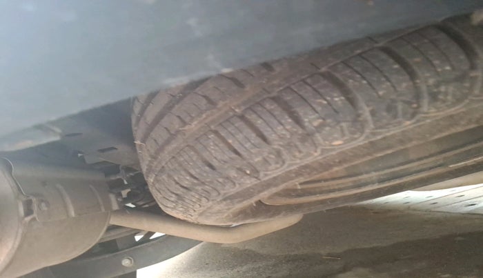 2015 Mahindra XUV500 W6, Diesel, Manual, 42,003 km, tyre