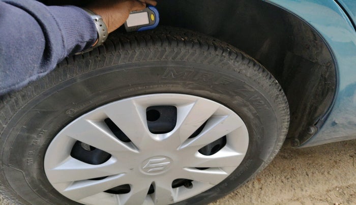 2014 Maruti Swift Dzire VXI, Petrol, Manual, 73,581 km, tyre