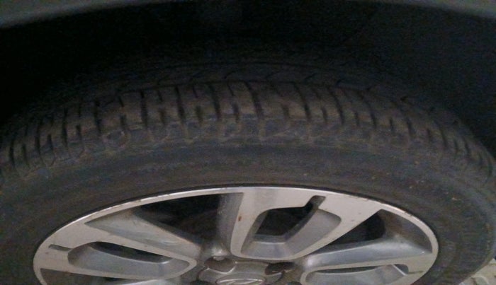 2017 Hyundai i20 Active 1.2 S, Petrol, Manual, 29,702 km, tyre