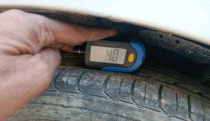 2017 Honda City 1.5L I-DTEC V, Diesel, Manual, 1,03,574 km, tyre