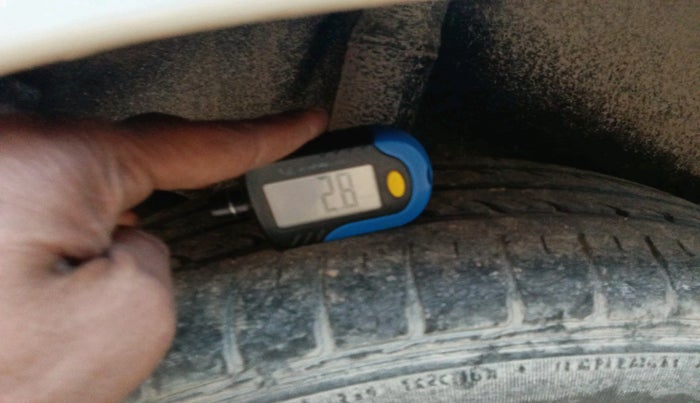 2017 Honda City 1.5L I-DTEC V, Diesel, Manual, 1,03,574 km, tyre