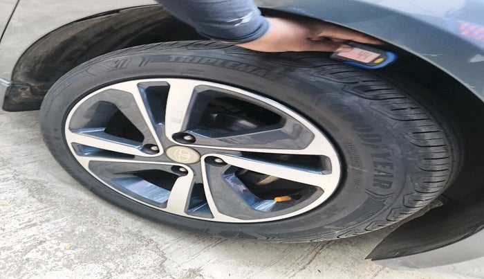 2022 Tata ALTROZ XZ PLUS PETROL, Petrol, Manual, 10,533 km, tyre