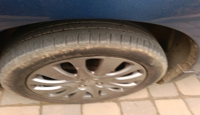 2016 Maruti Baleno ALPHA PETROL 1.2, Petrol, Manual, 76,765 km, tyre