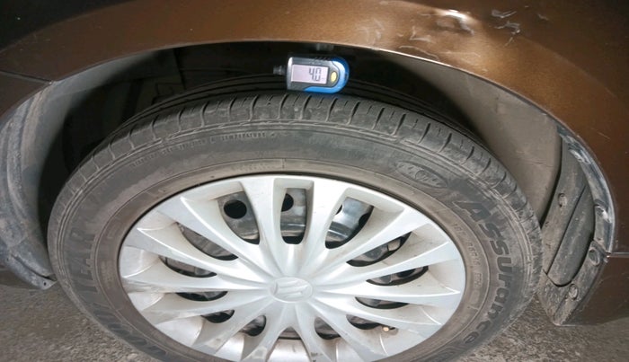 2015 Maruti Ciaz VXI, Petrol, Manual, 90,475 km, tyre