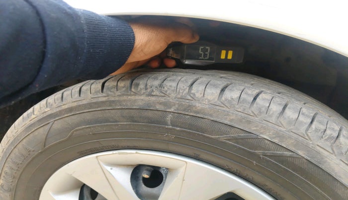 2015 Hyundai Elite i20 SPORTZ 1.2, Petrol, Manual, 82,915 km, tyre