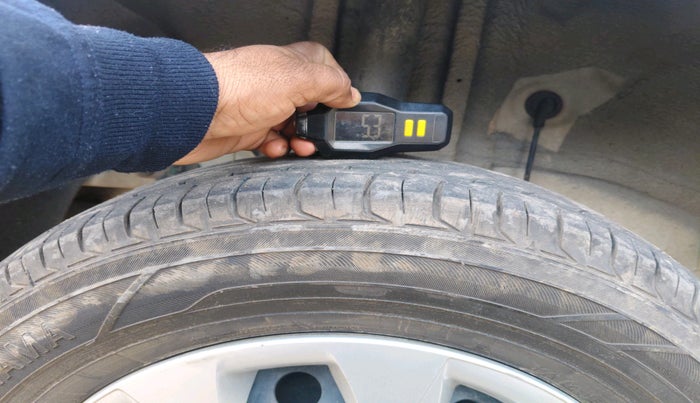 2015 Hyundai Elite i20 SPORTZ 1.2, Petrol, Manual, 82,915 km, tyre