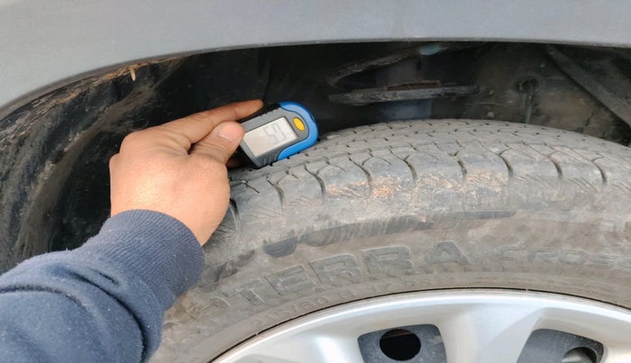 2024 Maruti Grand Vitara DELTA CNG, Petrol, Manual, 18,115 km, tyre