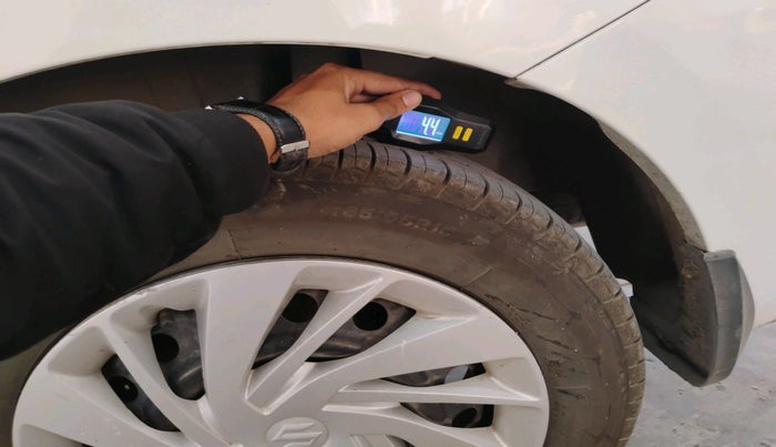 2023 Maruti Ertiga   VXI (O) CNG, Petrol, Manual, 34,319 km, tyre