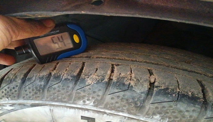 2017 Honda WR-V 1.2L I-VTEC VX MT, Petrol, Manual, 2,60,111 km, tyre